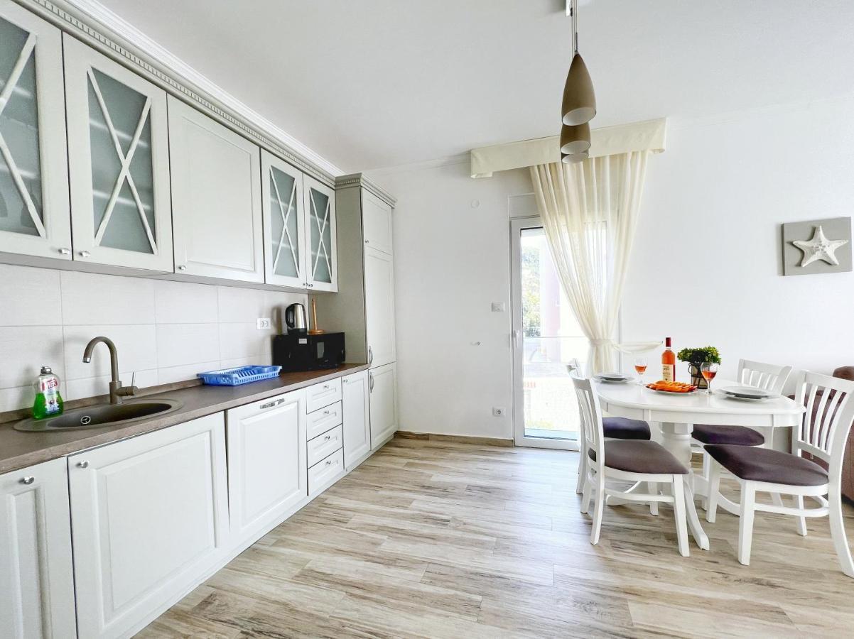 Yourhome Beach First Line Dobra Voda Exterior photo