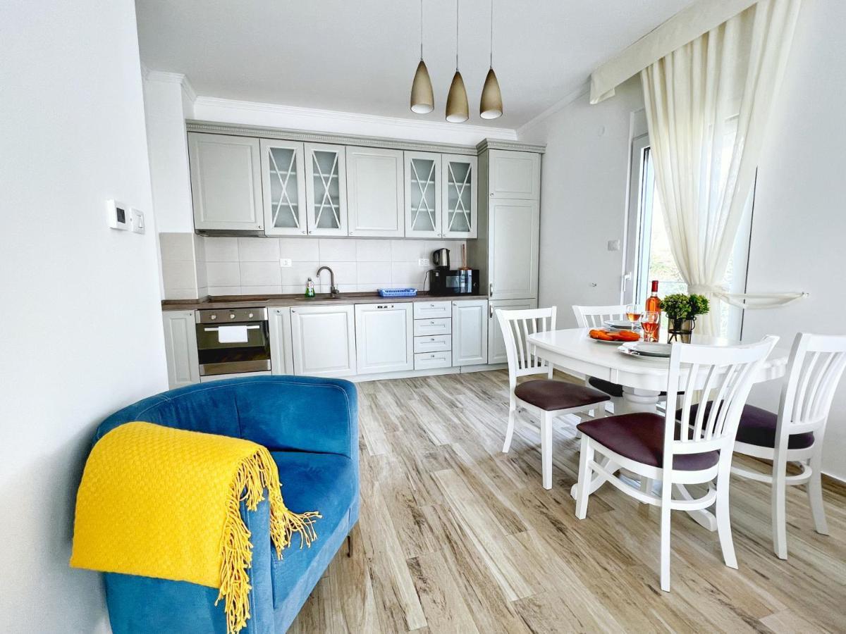 Yourhome Beach First Line Dobra Voda Exterior photo