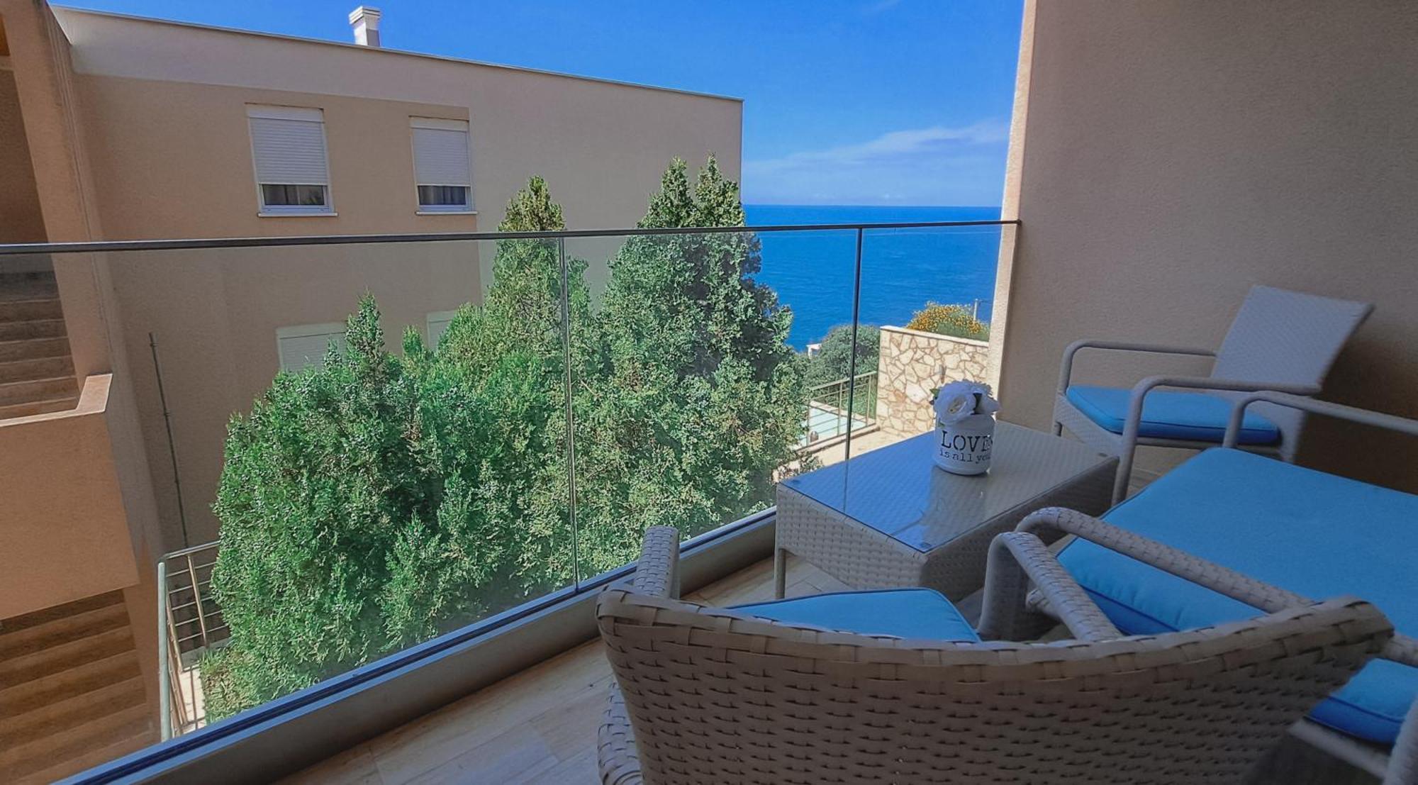 Yourhome Beach First Line Dobra Voda Exterior photo