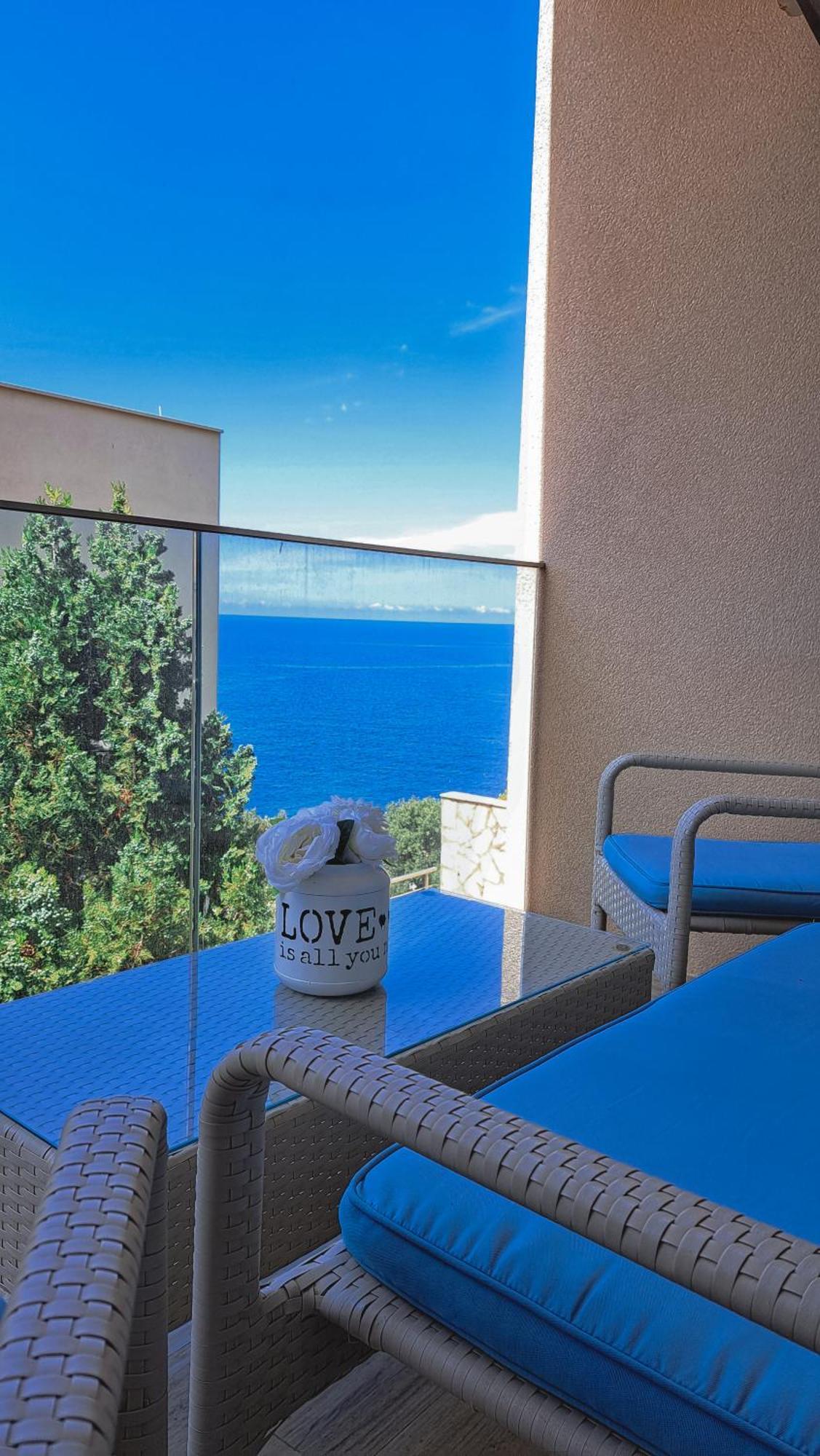 Yourhome Beach First Line Dobra Voda Exterior photo